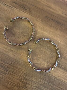 Twisted Multi-Tone Hoop Bracelet Pair